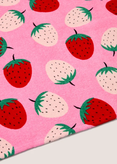 Beach Pink Strawberry Print Towel (140cm x 70cm) Image 2