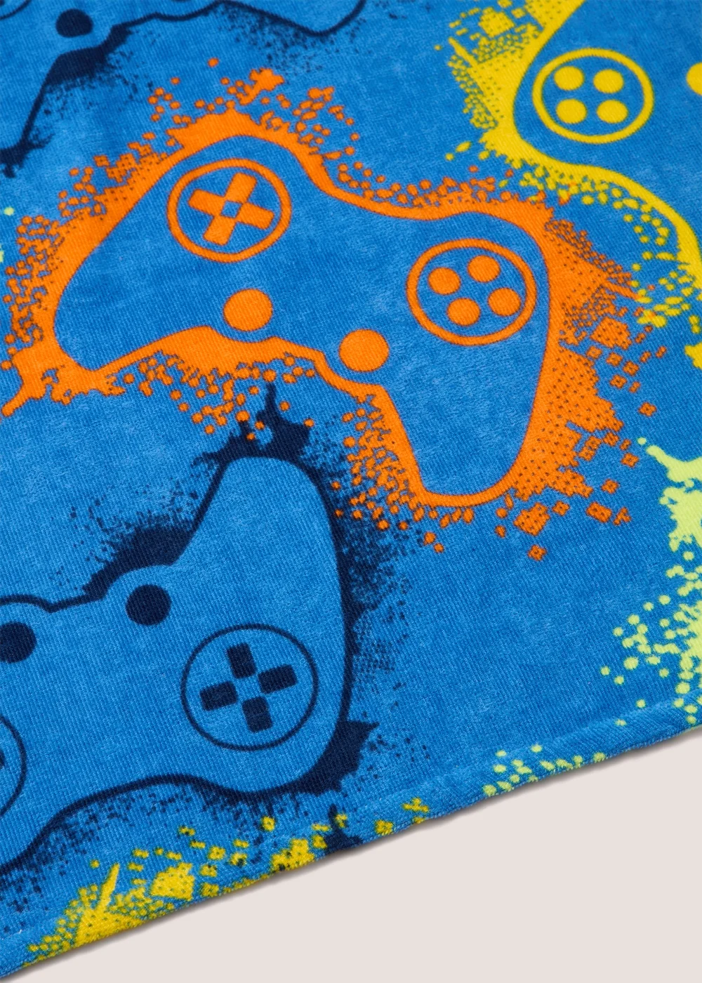 Blue Gaming Print Beach Towel (140cm x 70cm) Image 2