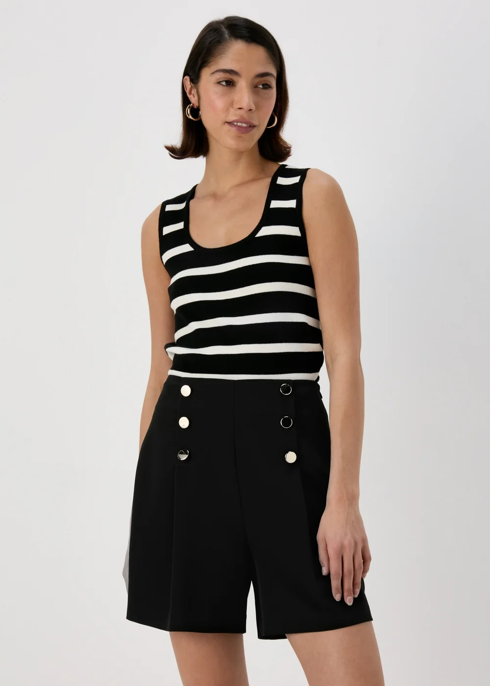 Et Vous Black Button Shorts - 8 Image 1
