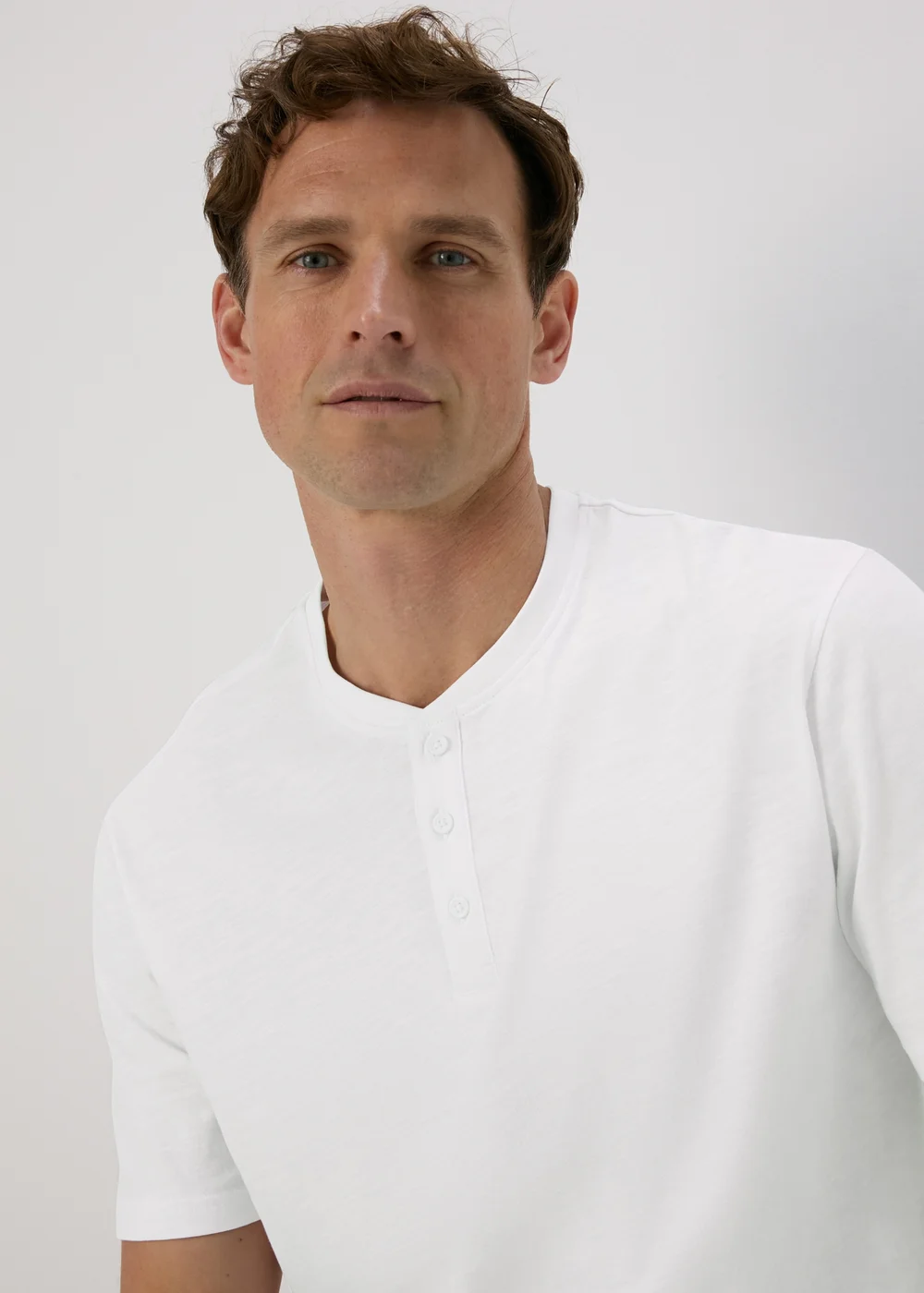 White Grandad T-Shirt - Small Image 3