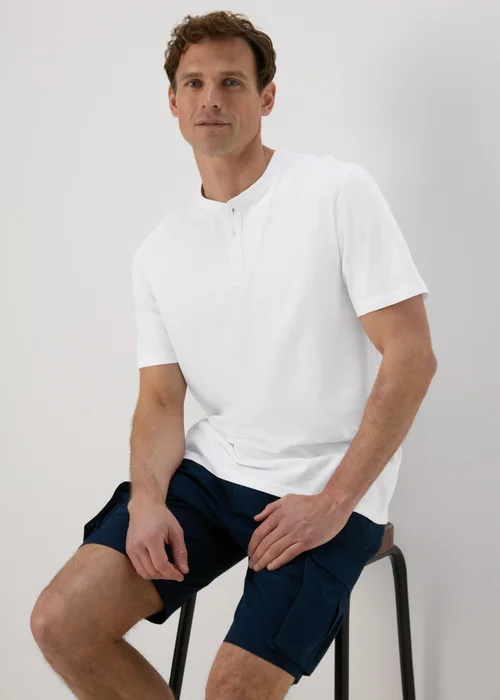 White Grandad T-Shirt - Small Image 1