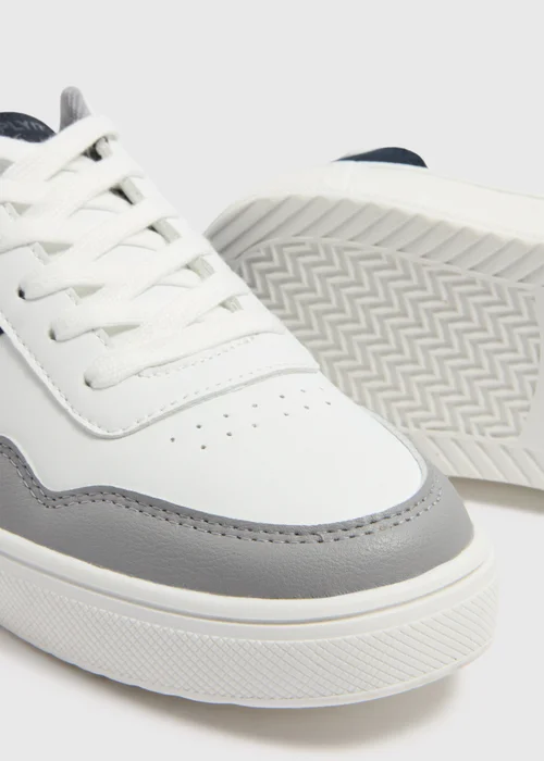 White Court Trainers - 6 Image 2
