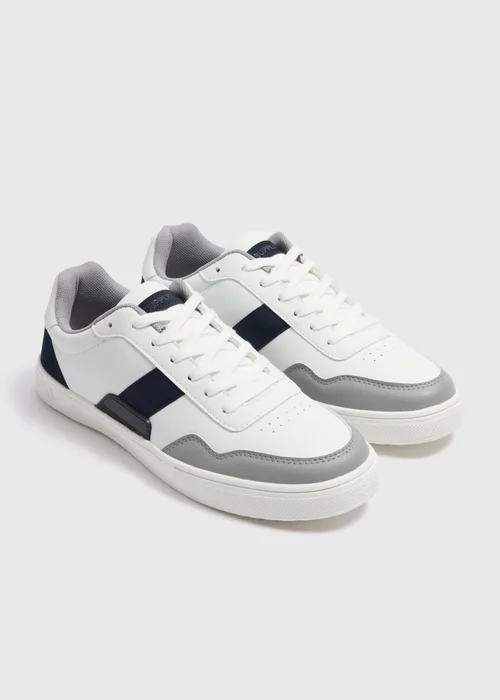 White Court Trainers - 6 Image 1