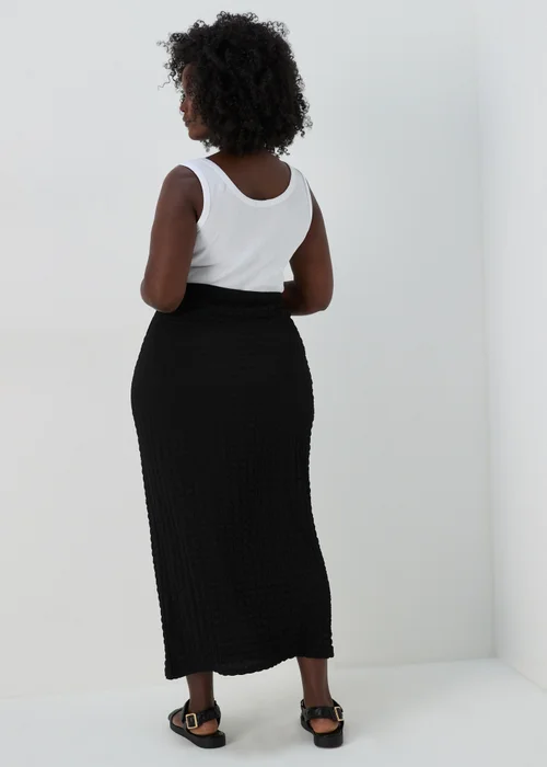 Black Hyper Texture Midaxi Skirt - 8 Image 2