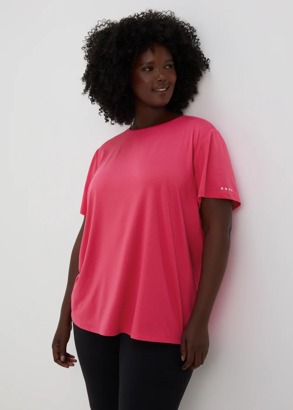 Souluxe Pink Longline Sports T-Shirt - Small Image 2