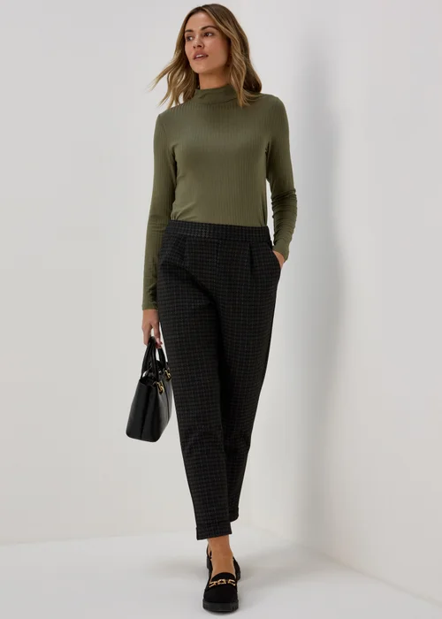 Black Textured Trousers - 8 Image 4