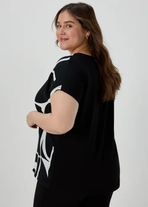 Et Vous Monochrome Abstract T-Shirt - 8 Image 2