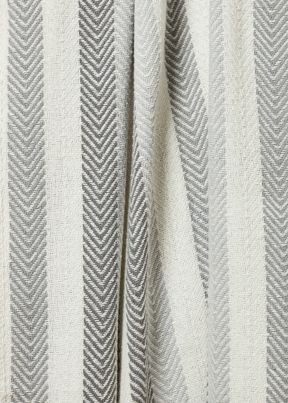 Grey Stripe Woven Throw (125cm x 150cm) Image 2