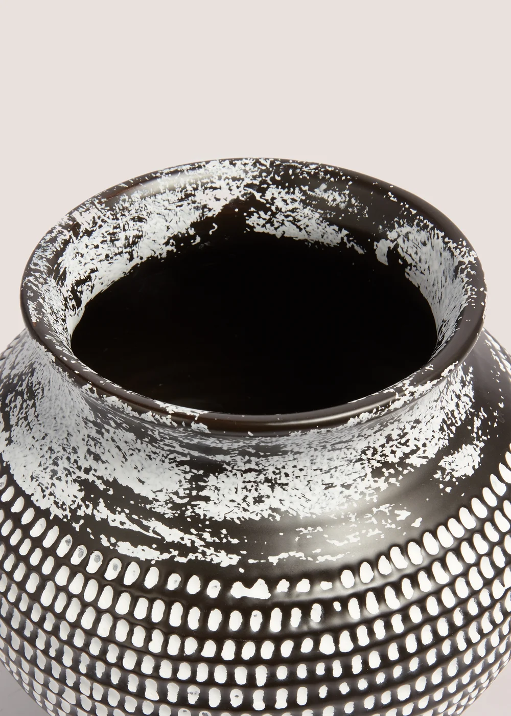 Black Wash Vase (17cm x 23cm) Image 2