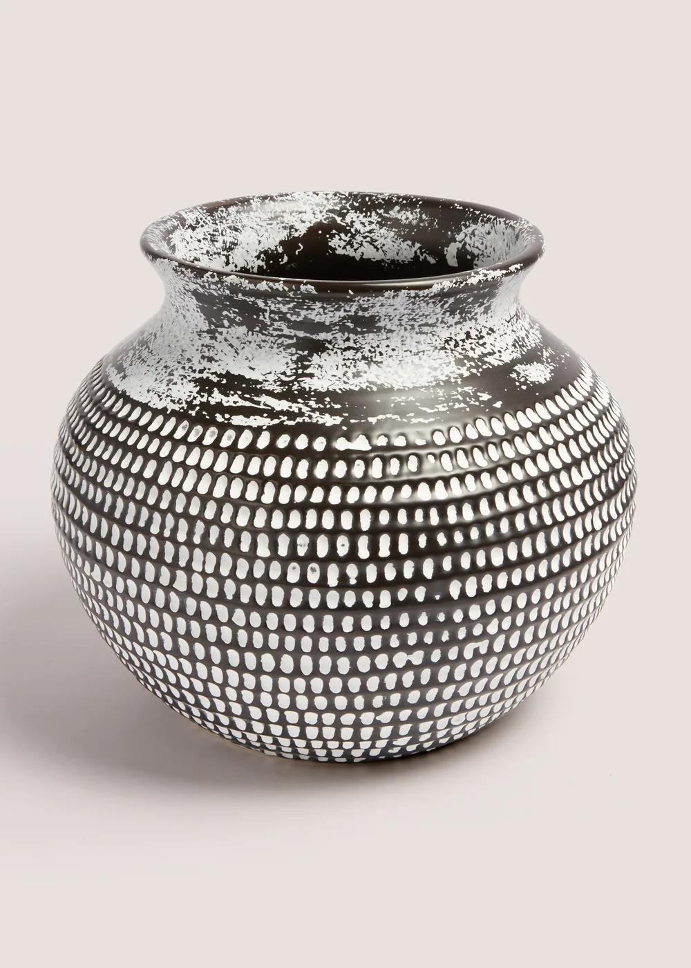 Black Wash Vase (17cm x 23cm) Image 1