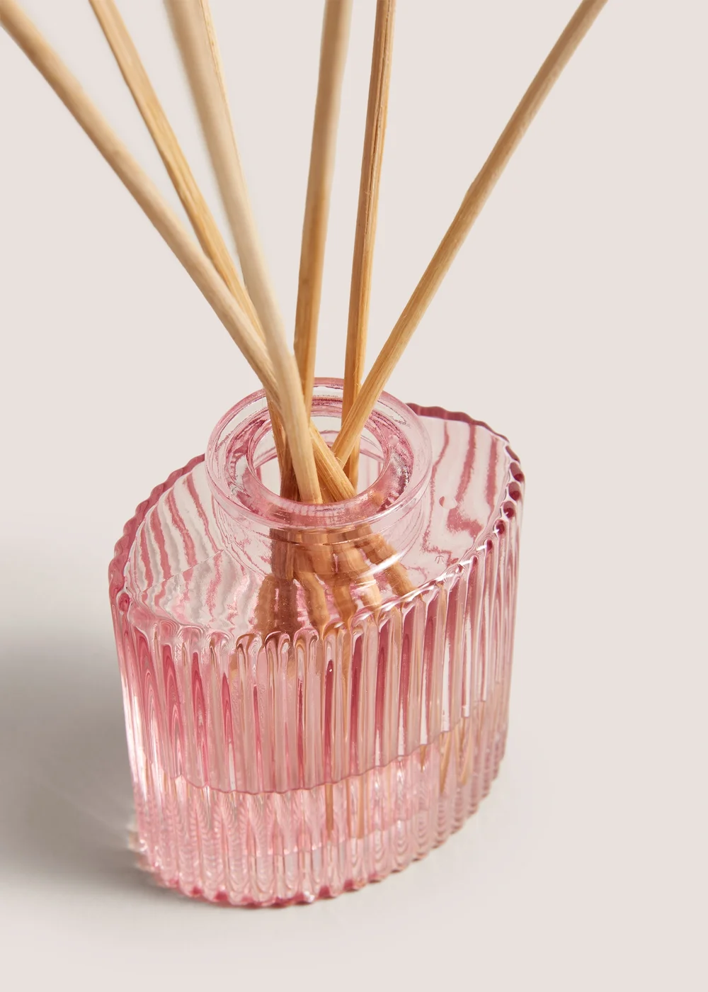 Magnolia Cottage Diffuser (100ml) Image 2