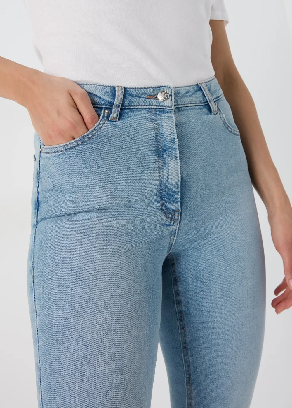 Mid Wash Ankle Grazer Skinny Jeans - 8 Image 3