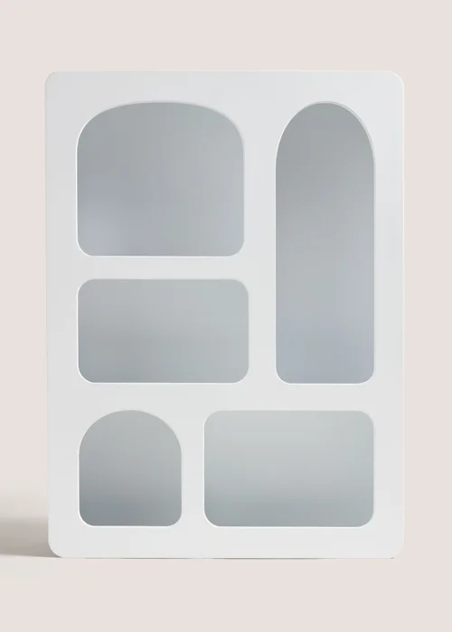 White Multilayer Cove Shelf (40cm x 18cm x 54cm) Image 1