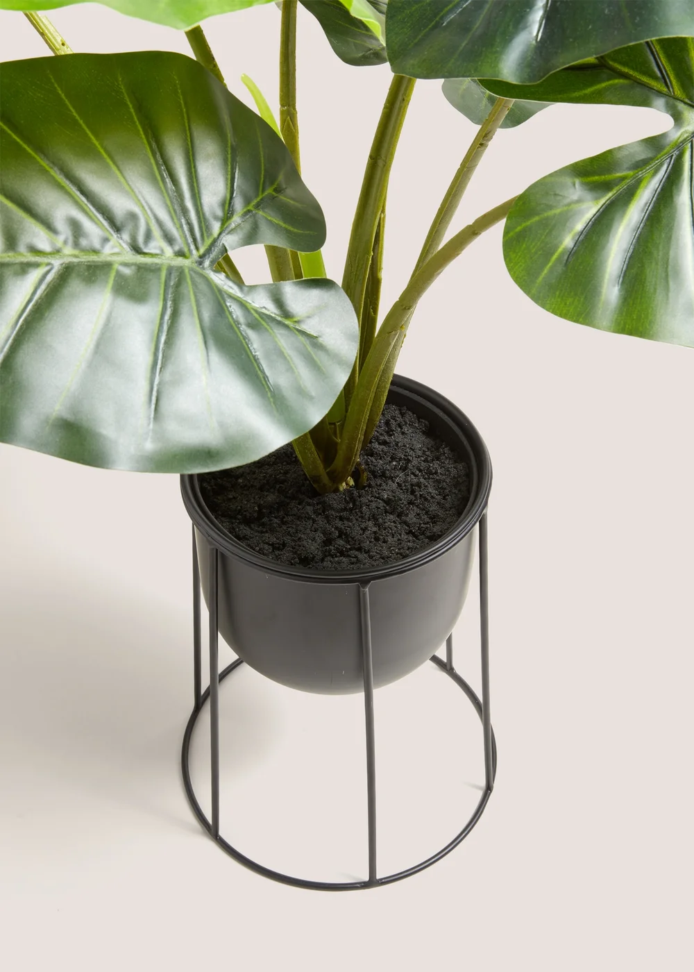 Black Metal Planter Image 2