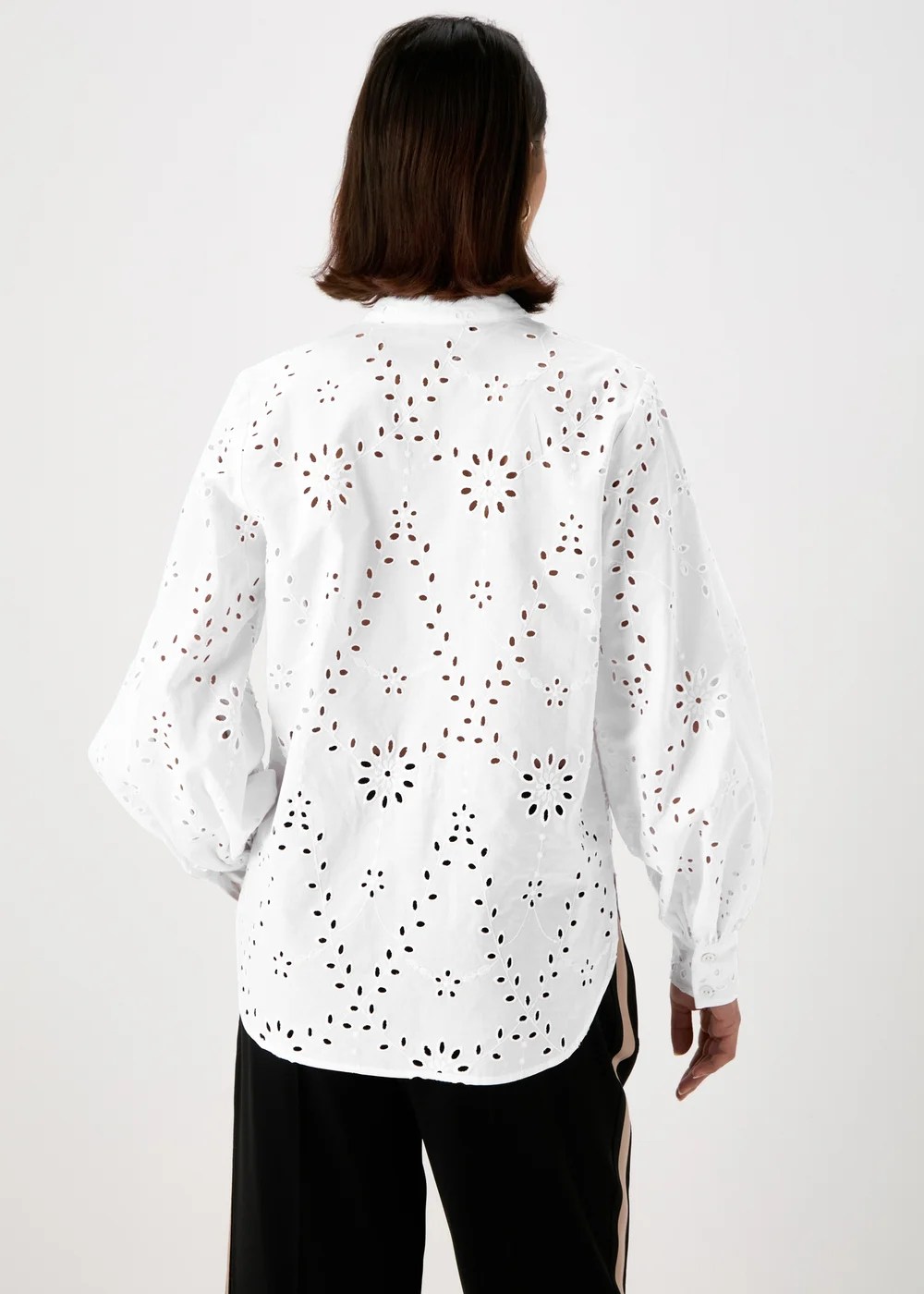 Et Vous White Schiffli Shirt - 8 Image 2