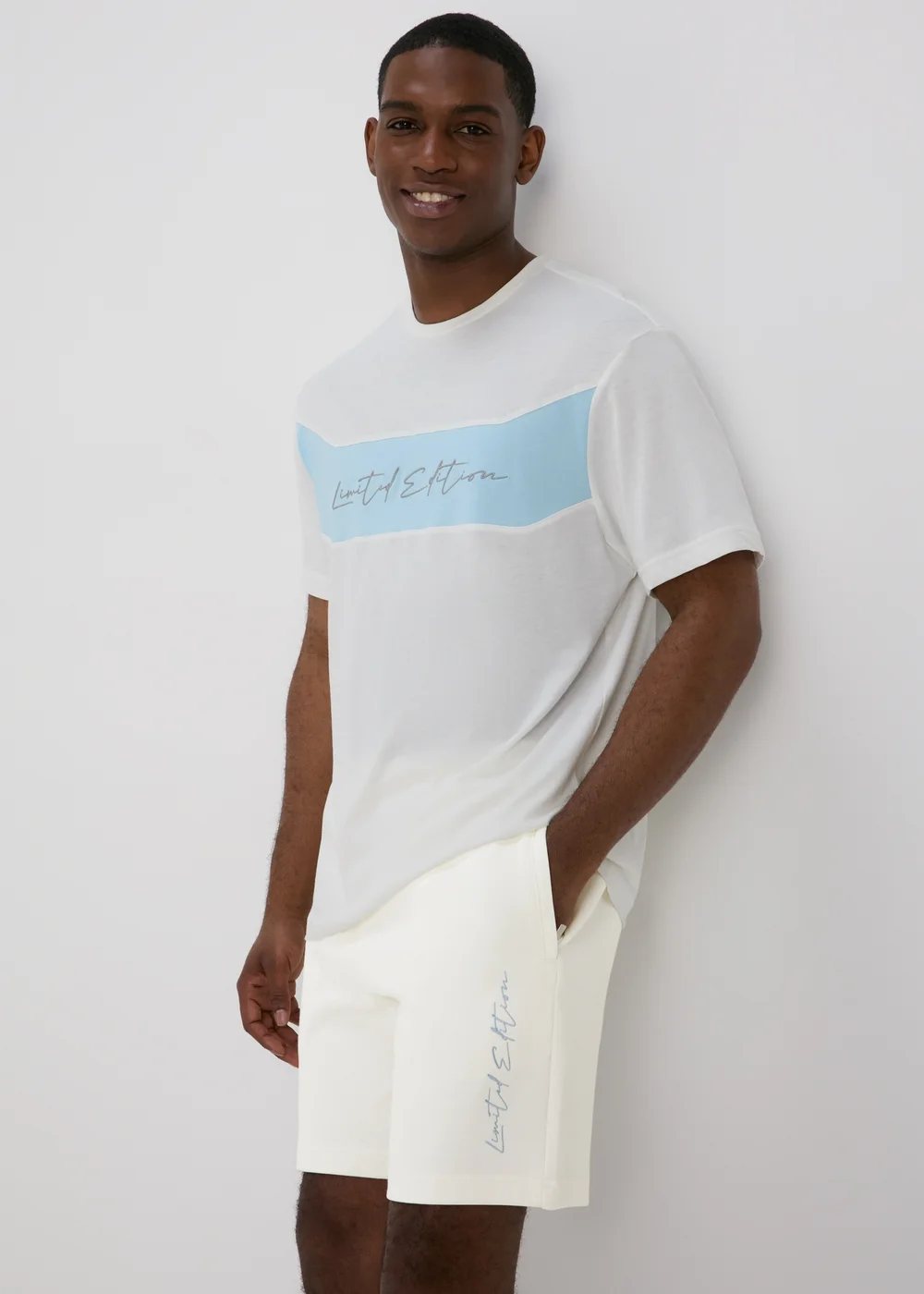 US Athletic Cream Jogger Shorts - XS Image 1