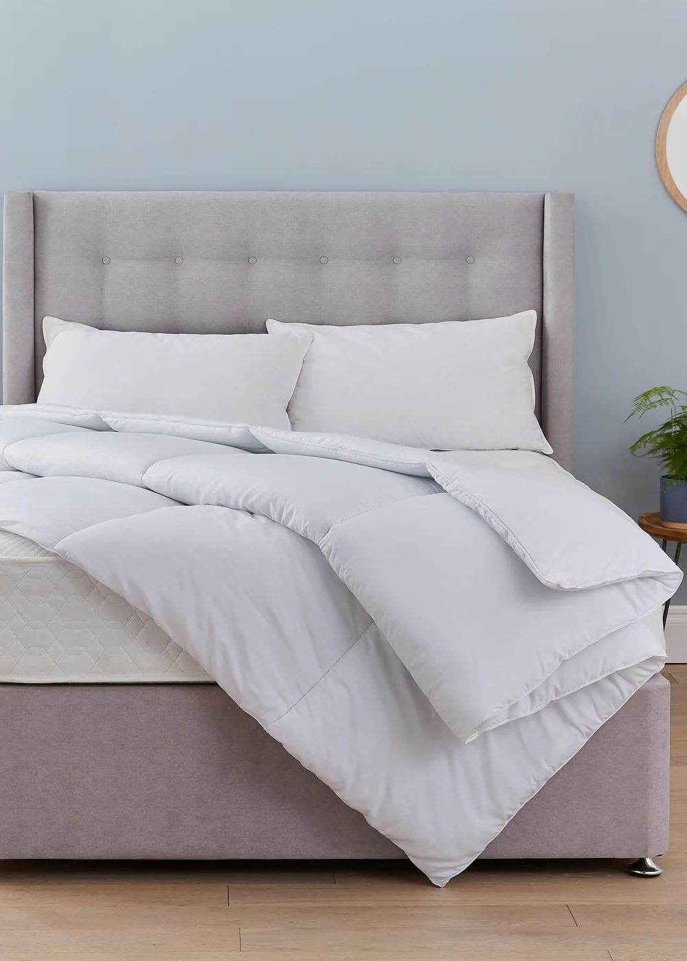 Silentnight White So Cool Duvet (4.5 Tog) - Single Image 2