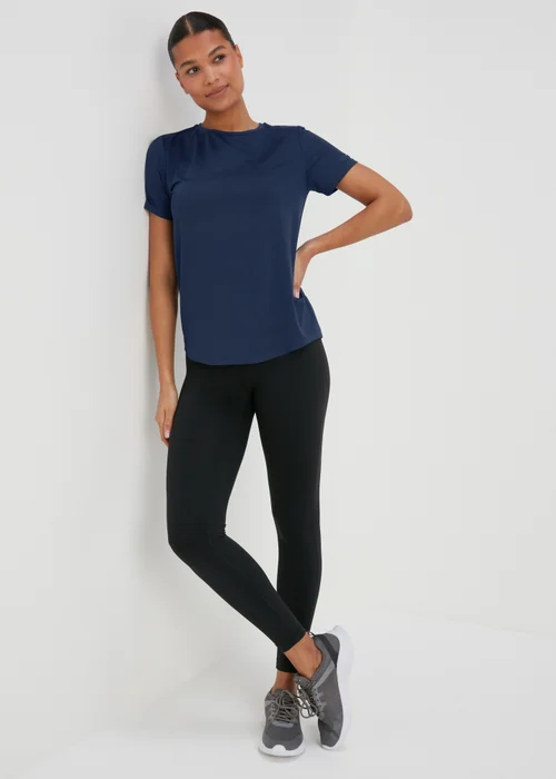 Souluxe Navy Blue Plain T-Shirt - S Image 4