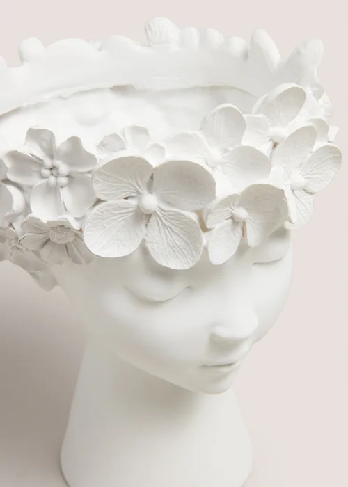 White Lady Head Ornament (24cm x 19cm x 19cm) Image 2