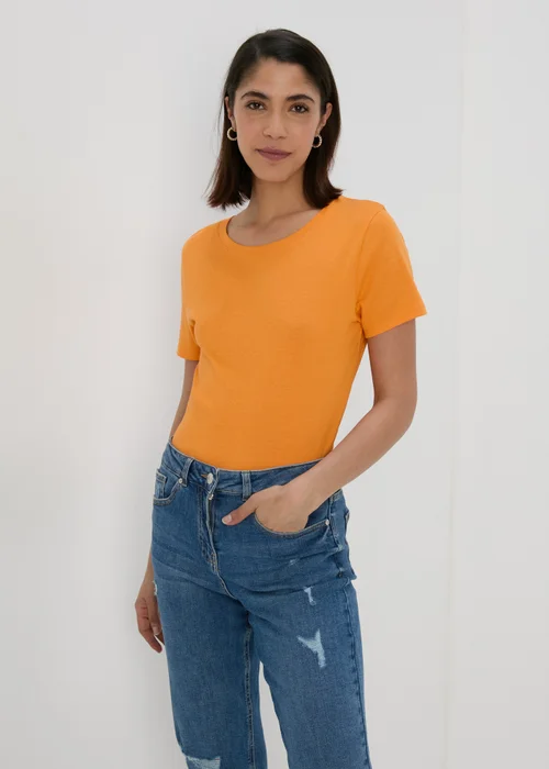 Orange Essential T-Shirt - 8 Image 1