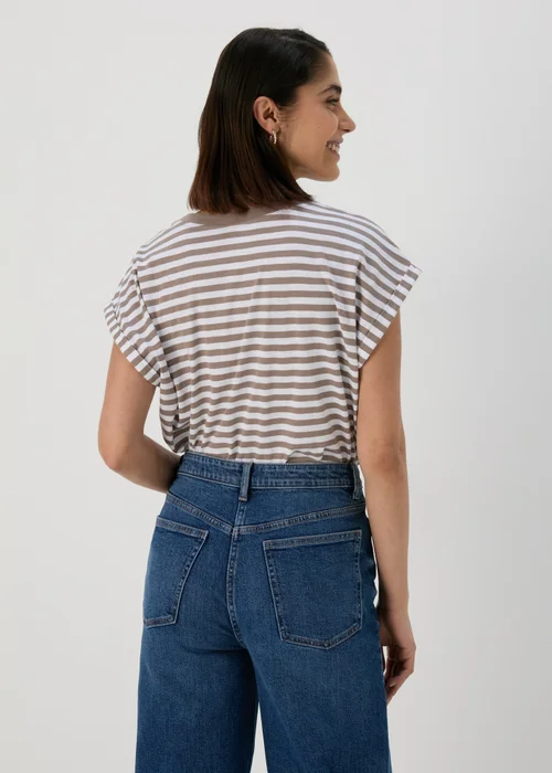 White Stripe Relaxed Fit T-Shirt - S Image 2