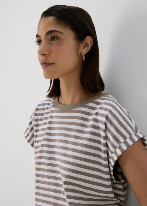 White Stripe Relaxed Fit T-Shirt - S Image 3