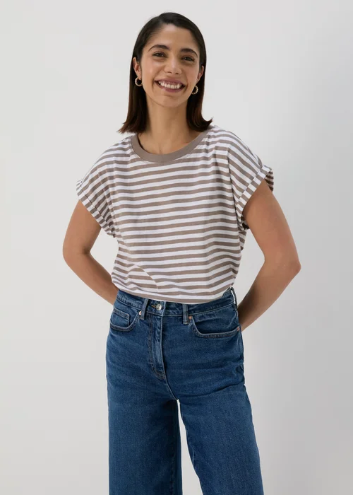 White Stripe Relaxed Fit T-Shirt - S Image 1