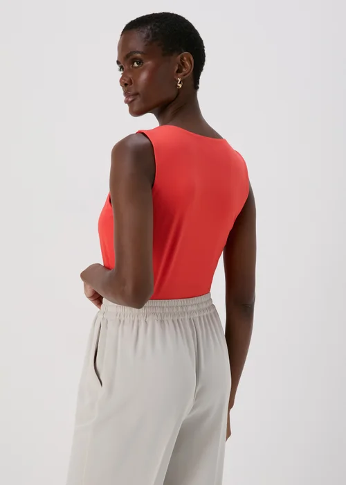 Red Scoop Neck Vest - 8 Image 2