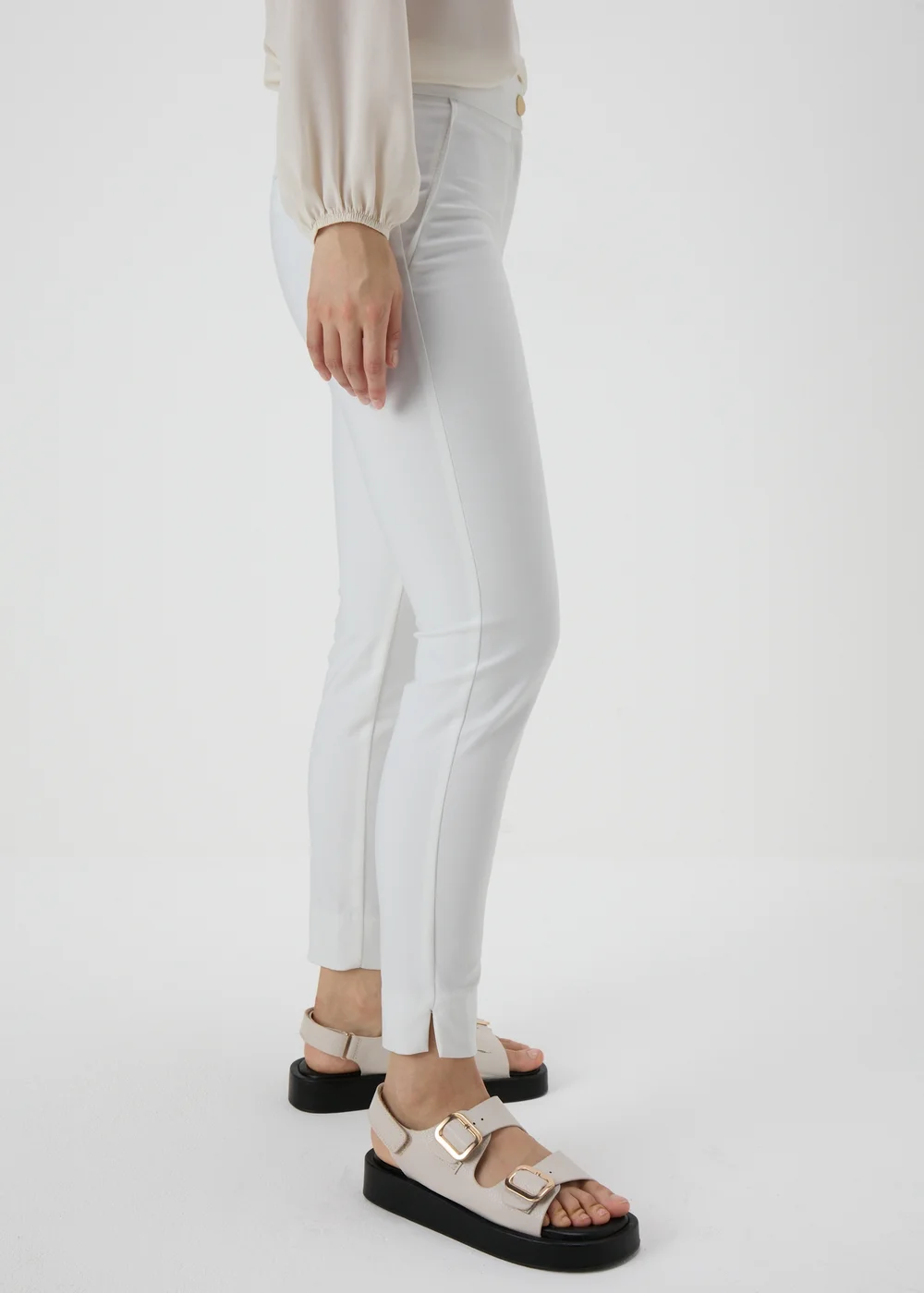 Et Vous White Capri Trousers - 8 Image 3
