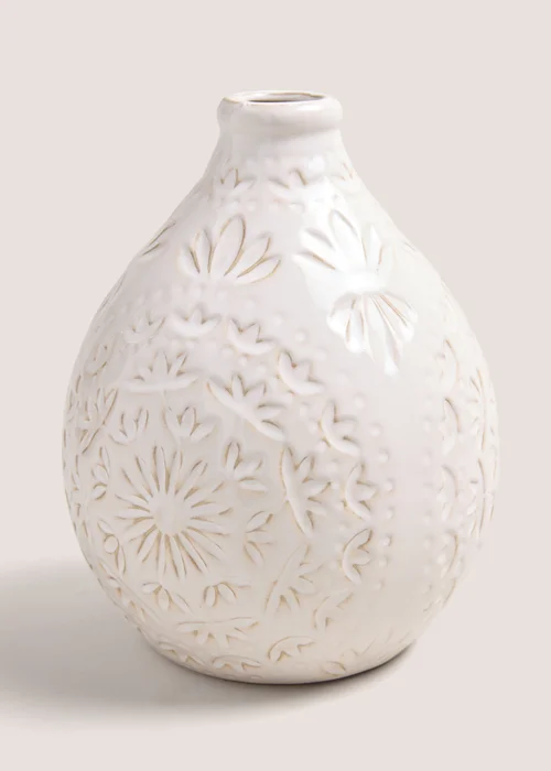 White Textured Vase (18.5cm x 18.5cm x 2cm) Image 1