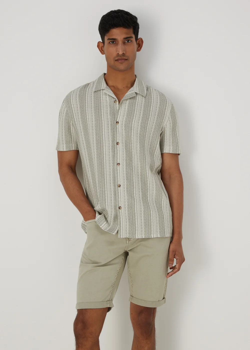 Sage Garment Dyed Shorts - 30 Image 4