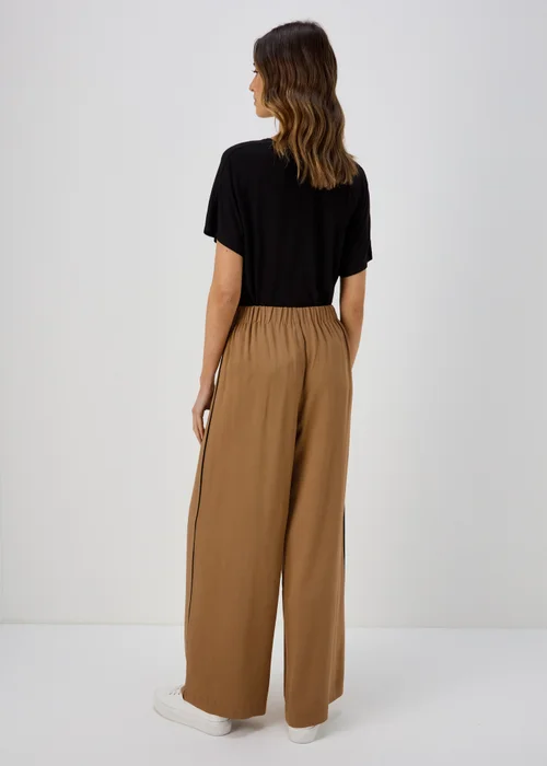 Et Vous Camel Wide Leg Side Stripe Bottoms - 8 Image 2