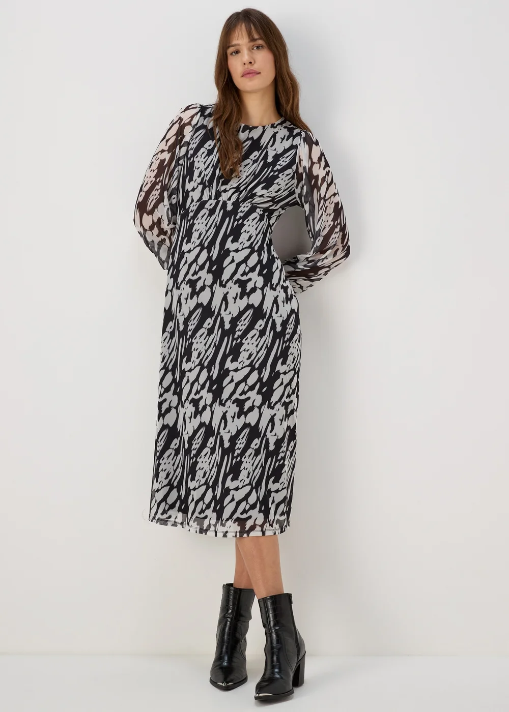 Et Vous Black & White Mesh Midi Dress - 8 Image 1