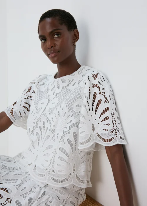 Et Vous White Lace Box Top - 8 Image 3