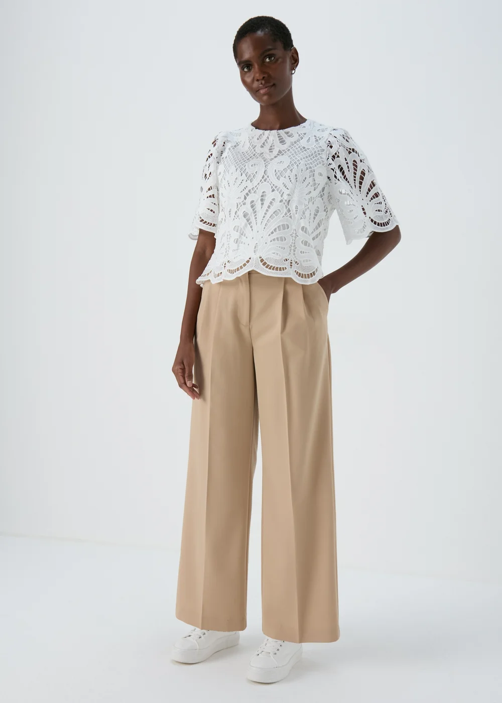 Et Vous White Lace Box Top - 8 Image 4