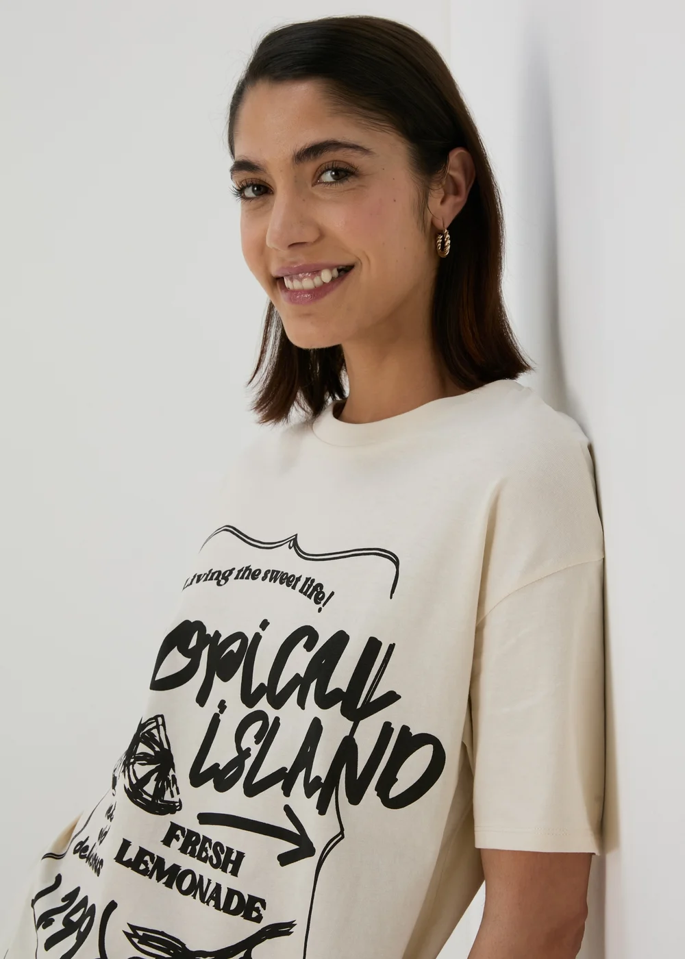 Cream Tropical Island Oversized T-Shirt - S Image 3