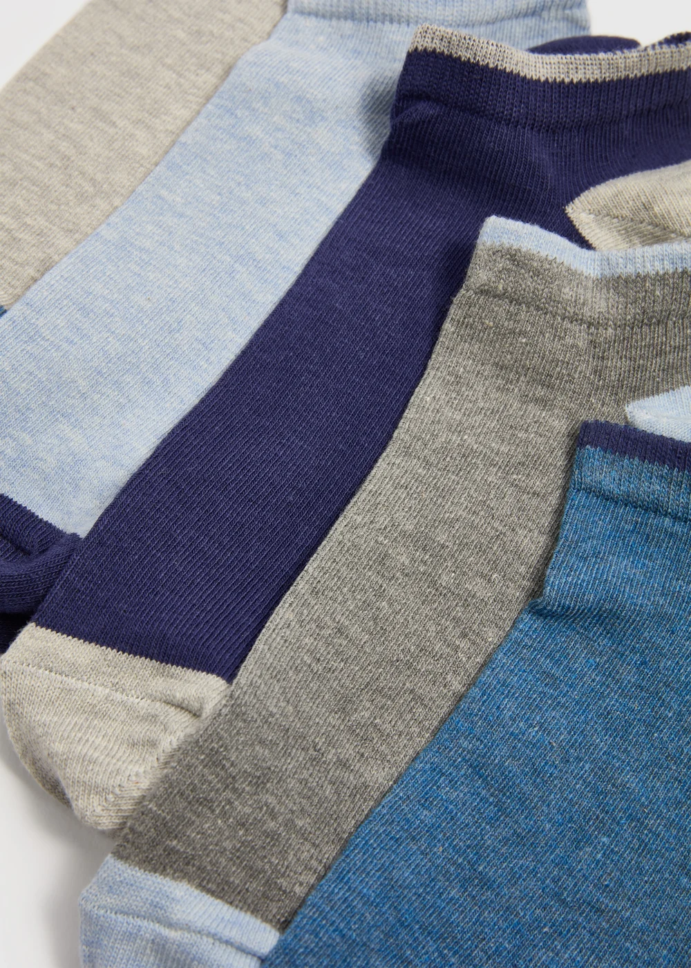 5 Pack Blue Design Trainer Socks - Sizes 6 - 8.5 Image 2