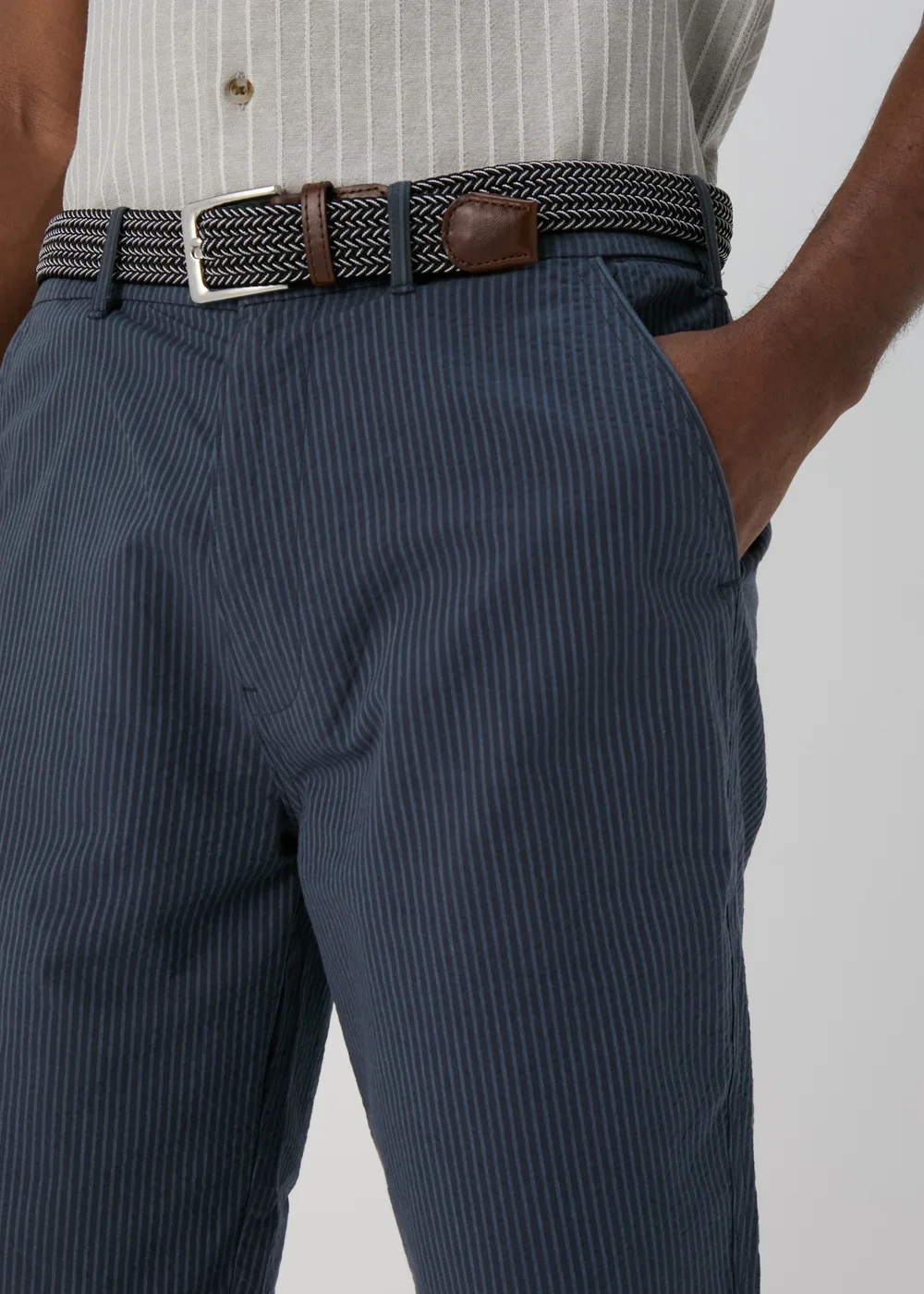 Navy Seersucker Belted Shorts - 32 Image 3
