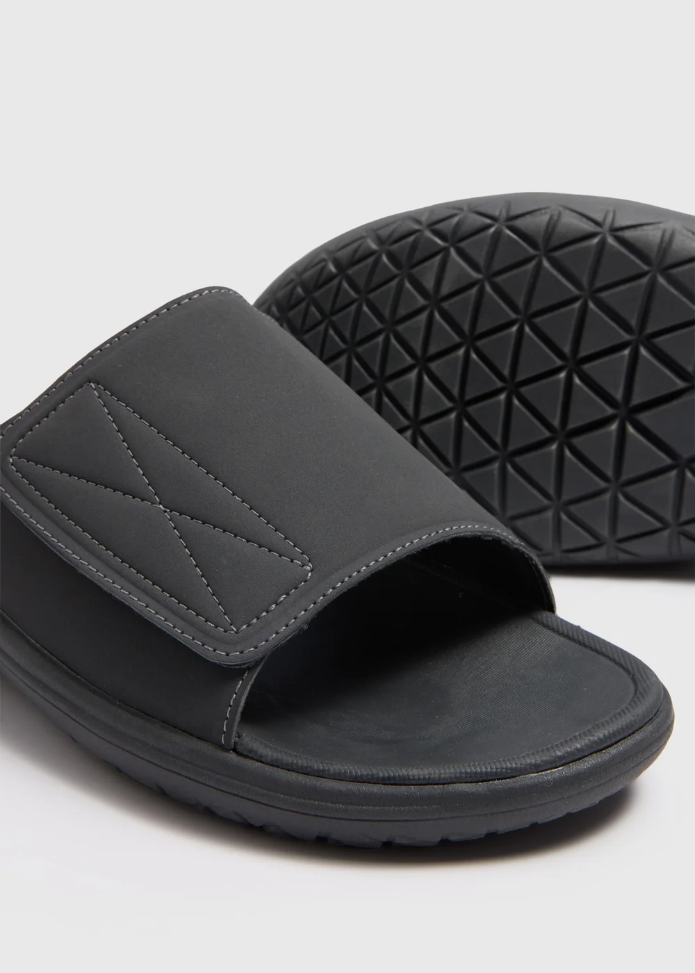 Grey Comfort Footbed Flip Flops - Size 6 Image 2