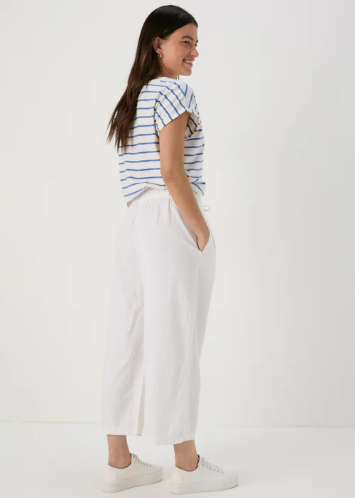 White Linen Wide Leg Crop Trousers - Size 8 Image 2