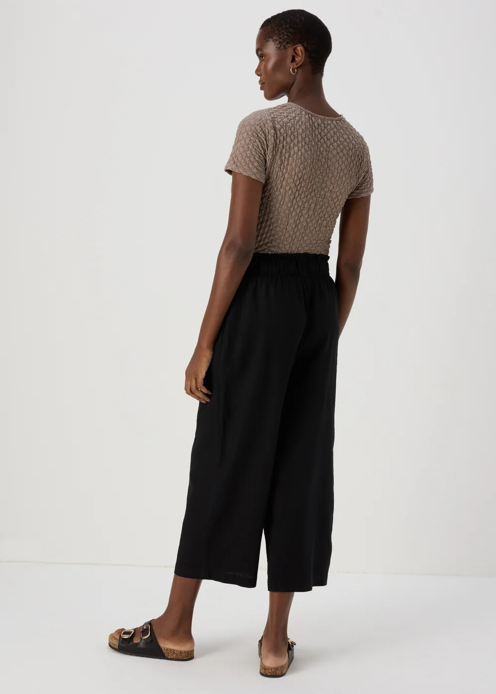 Black Linen Wide Leg Crop Trousers - 8 Image 2