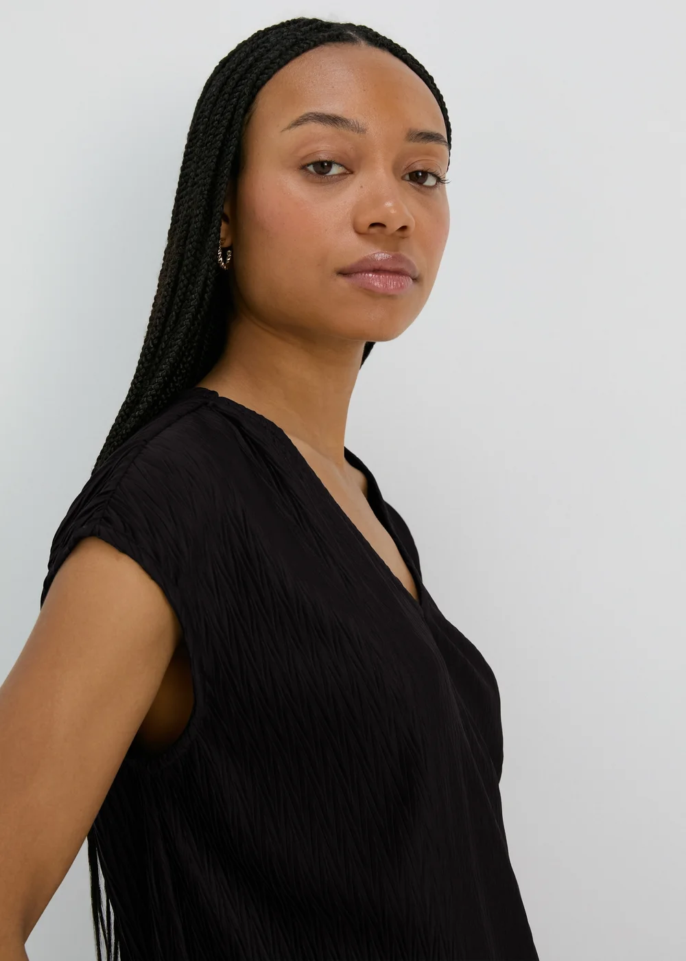 Black Textured V Neck Co Ord Top - 8 Image 3