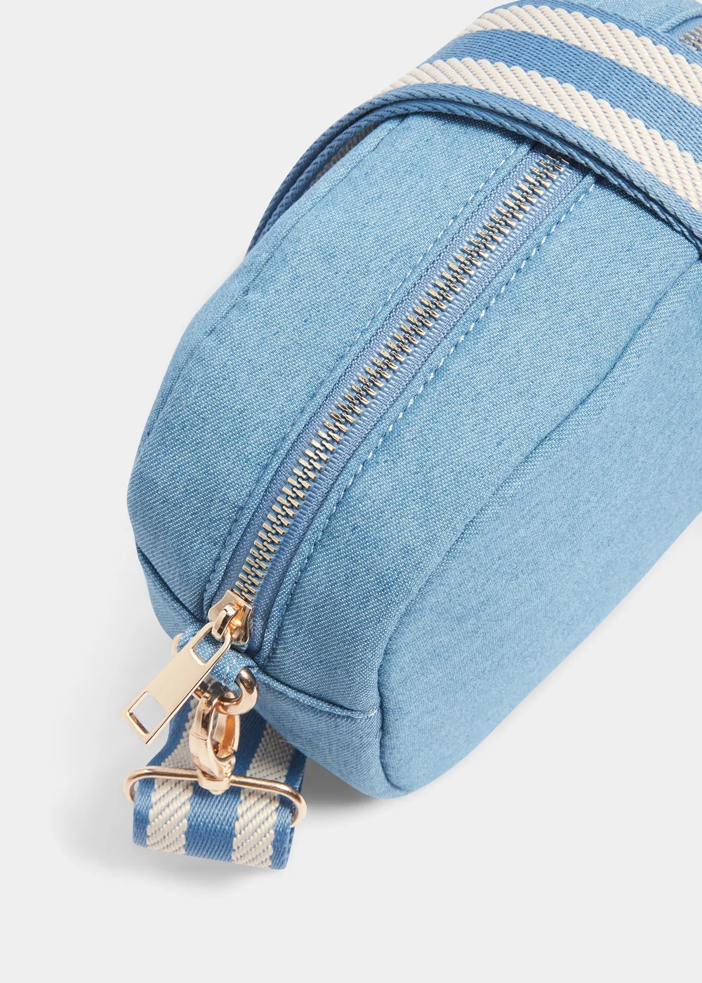 Denim Crossbody Camera Bag - One Size Image 2