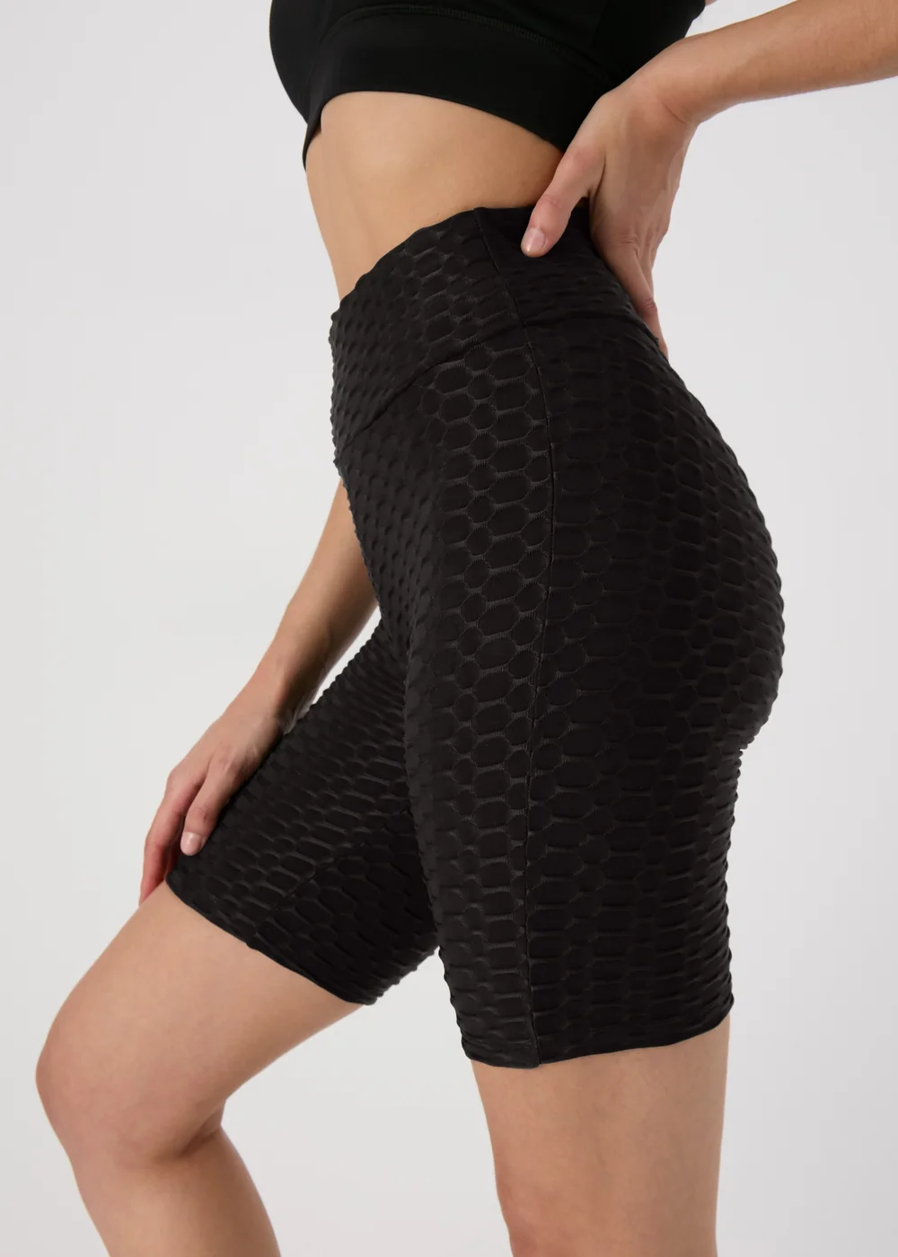 Souluxe Black Ruched Shorts - 8 Image 3