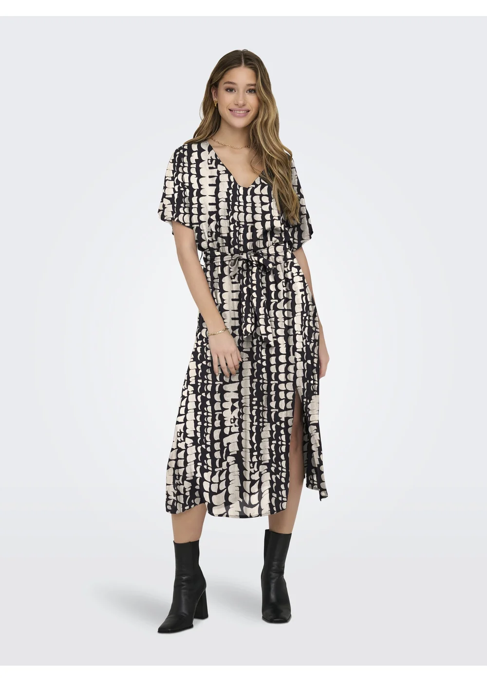 JDY Black & White Star Life String Midi Dress - 12 Image 1