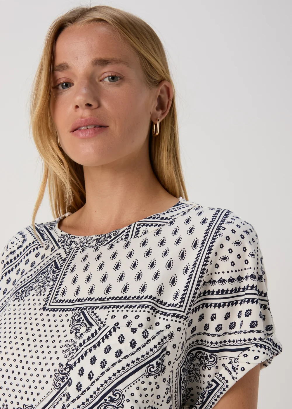 Blue Tile Print Pocket Detail Box Top - Size 8 Image 3