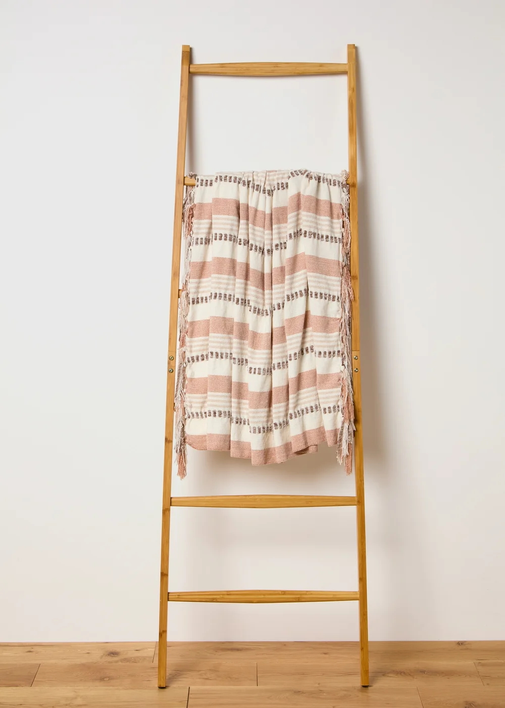 Natural Stripe Chenille Throw (130cm x 150cm) Image 1