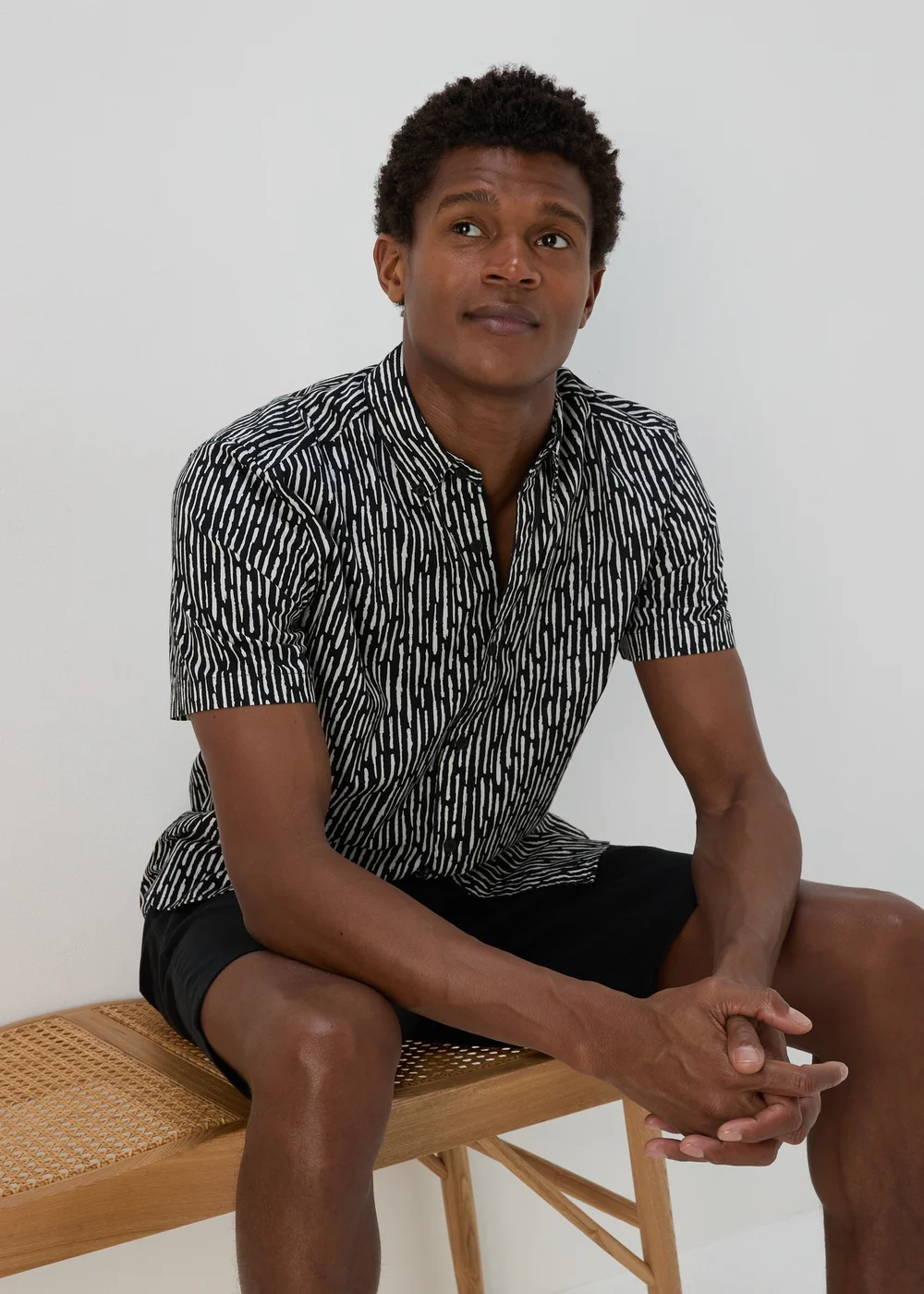 Black Geo Print Shirt - S Image 1