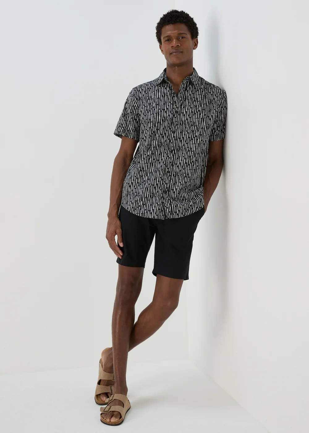 Black Geo Print Shirt - S Image 4