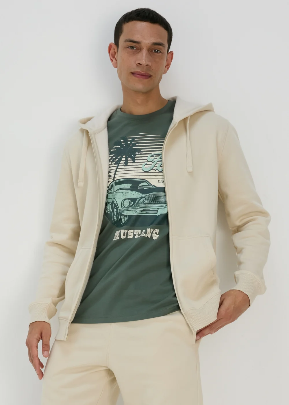 Pine Silver Mustang Print T-Shirt - S Image 4